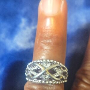 Elegant Silver Women's Ring